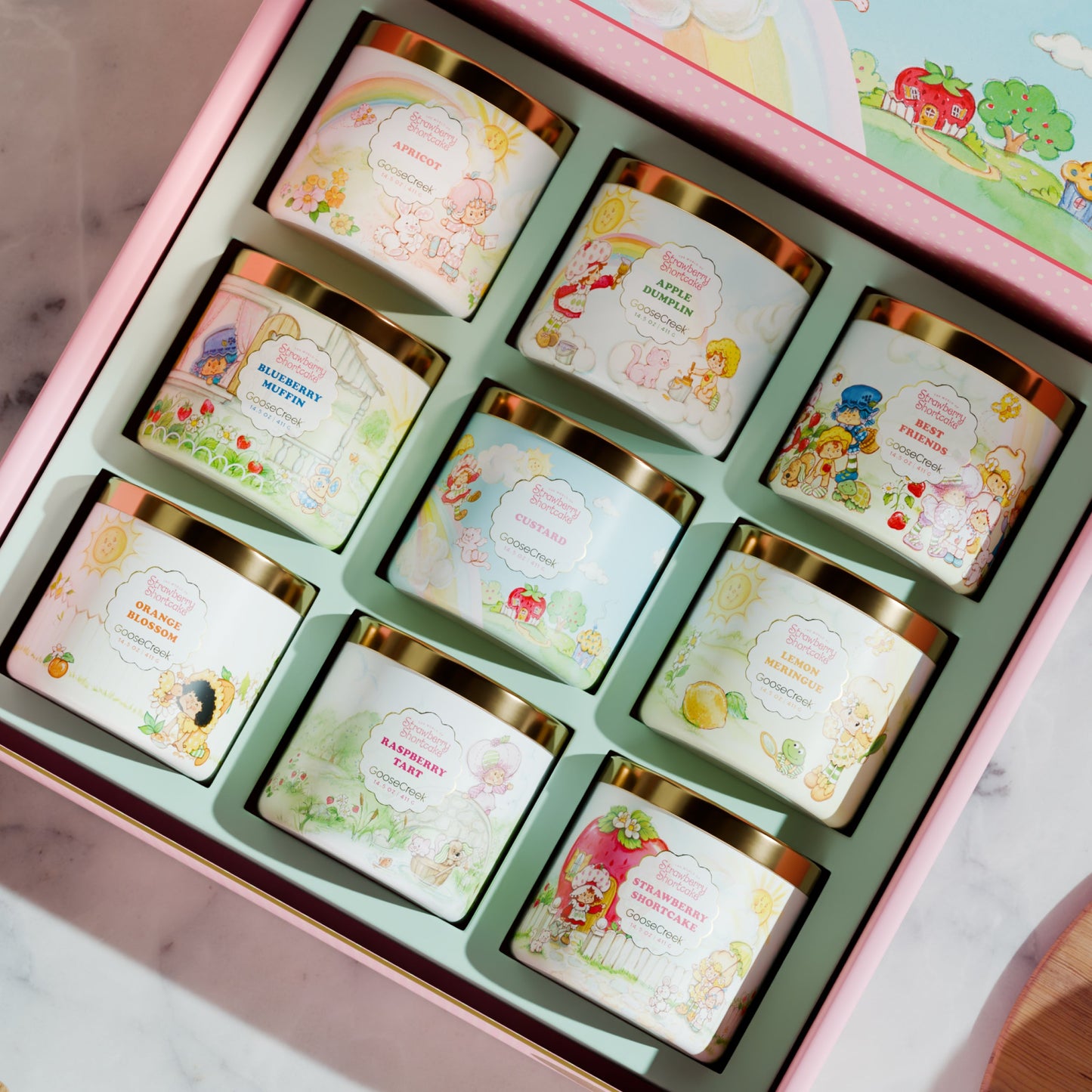 Strawberry Shortcake Limited Edition Collector's Box  - Includes Nine 3-Wick Candles
